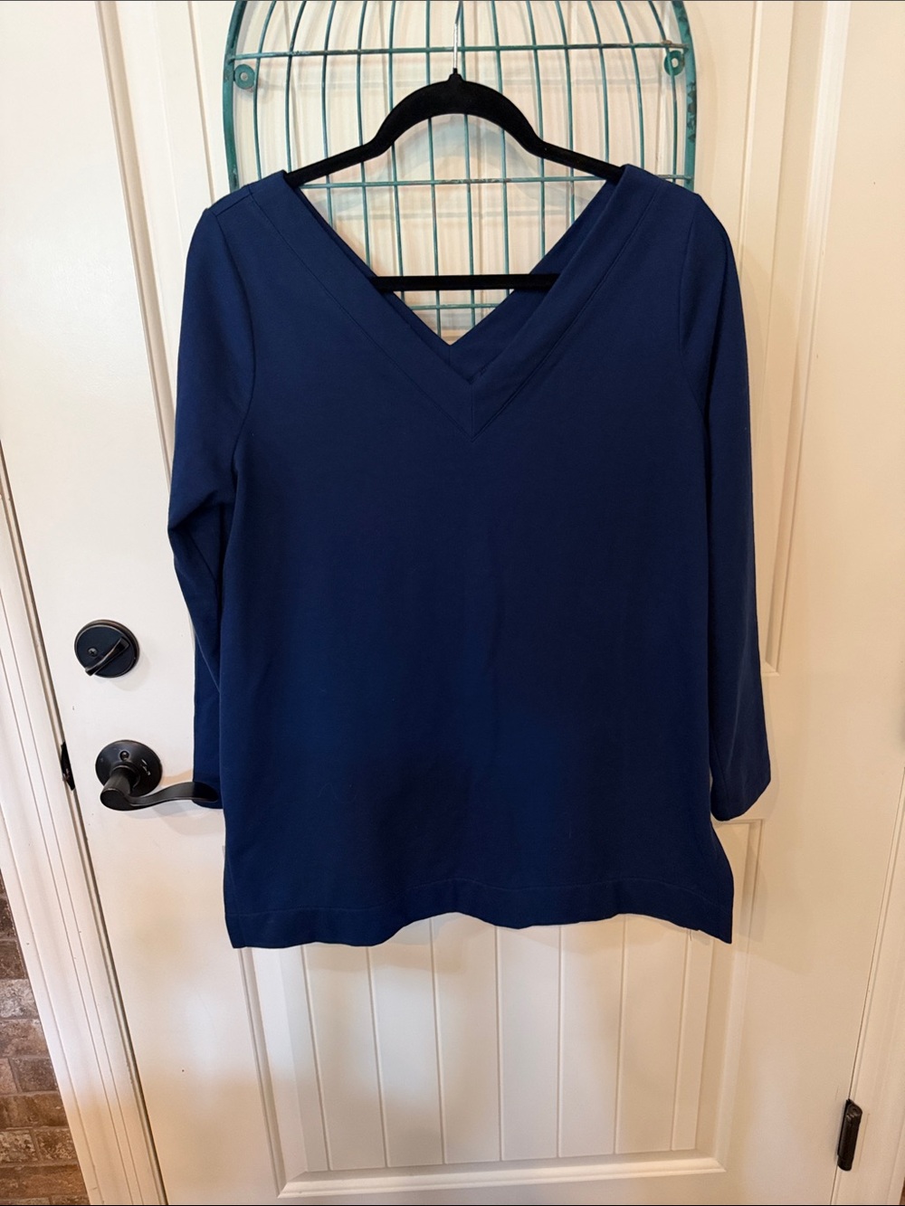 Women's V-Neck Long Sleeve Top in Deep Blue